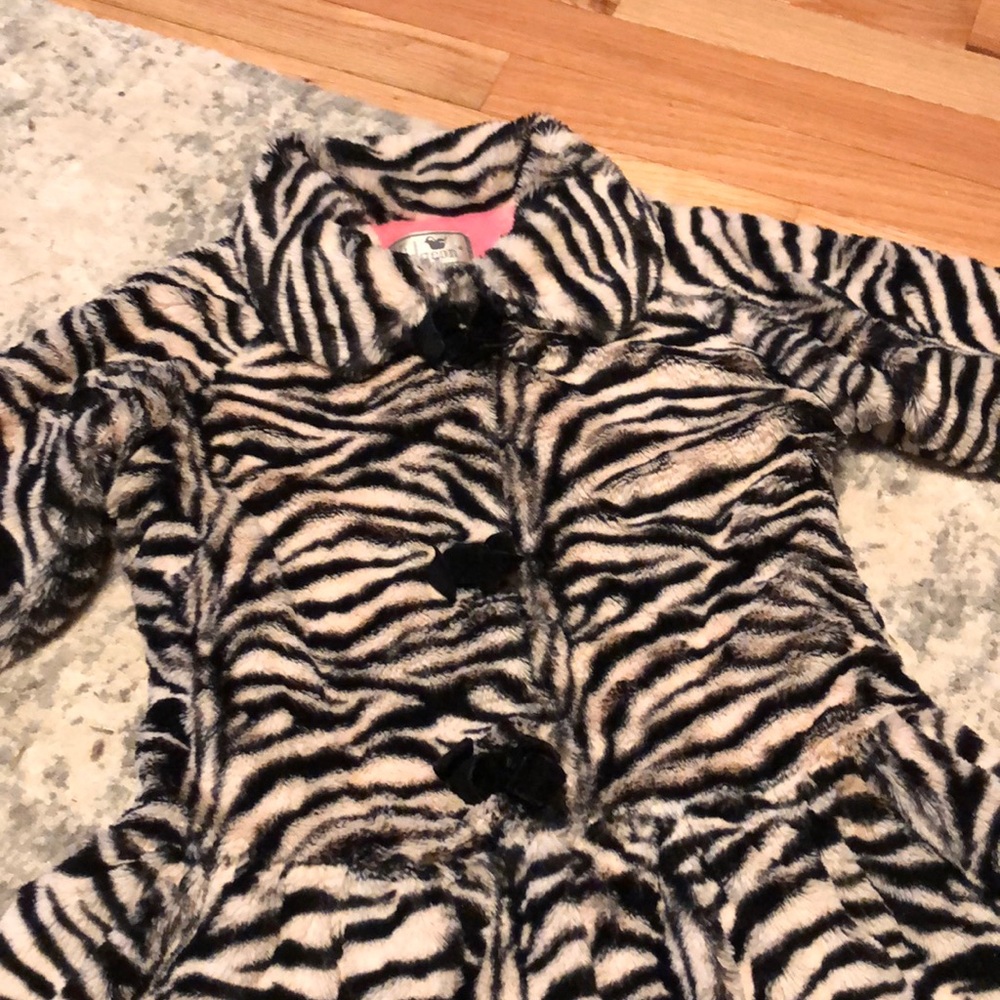 Zebra print plush girls 4t jacket